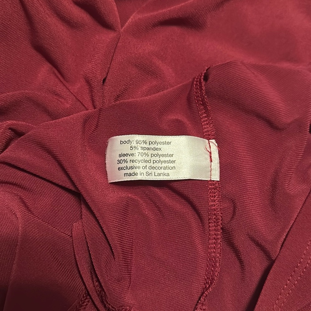 Lane Bryant Size 22/24 Burgundy Pleated Sleeve Scoop Neck Blouse - Picture 7 of 12
